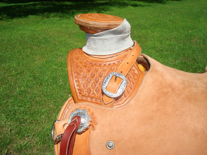 Saddle detail 1